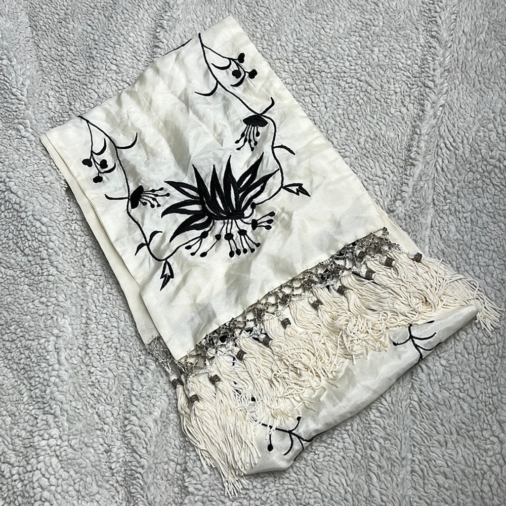 WHBM Scarf